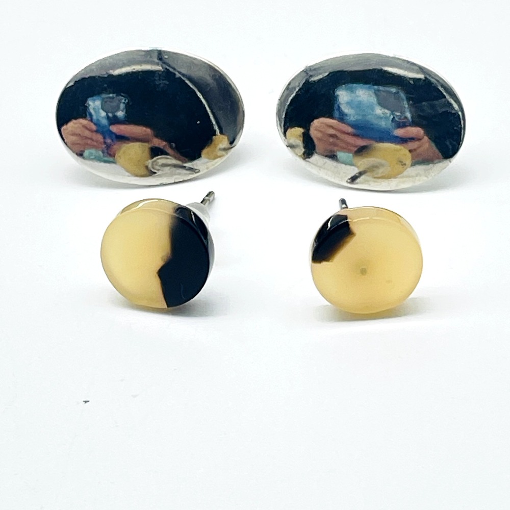 Vintage Earrings Silver Tone Black Cream Round Resin and Oval Lot of 2
